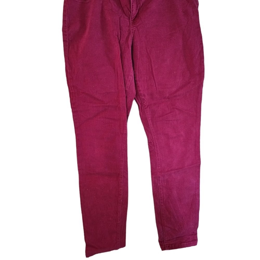 Red Fitted Pants